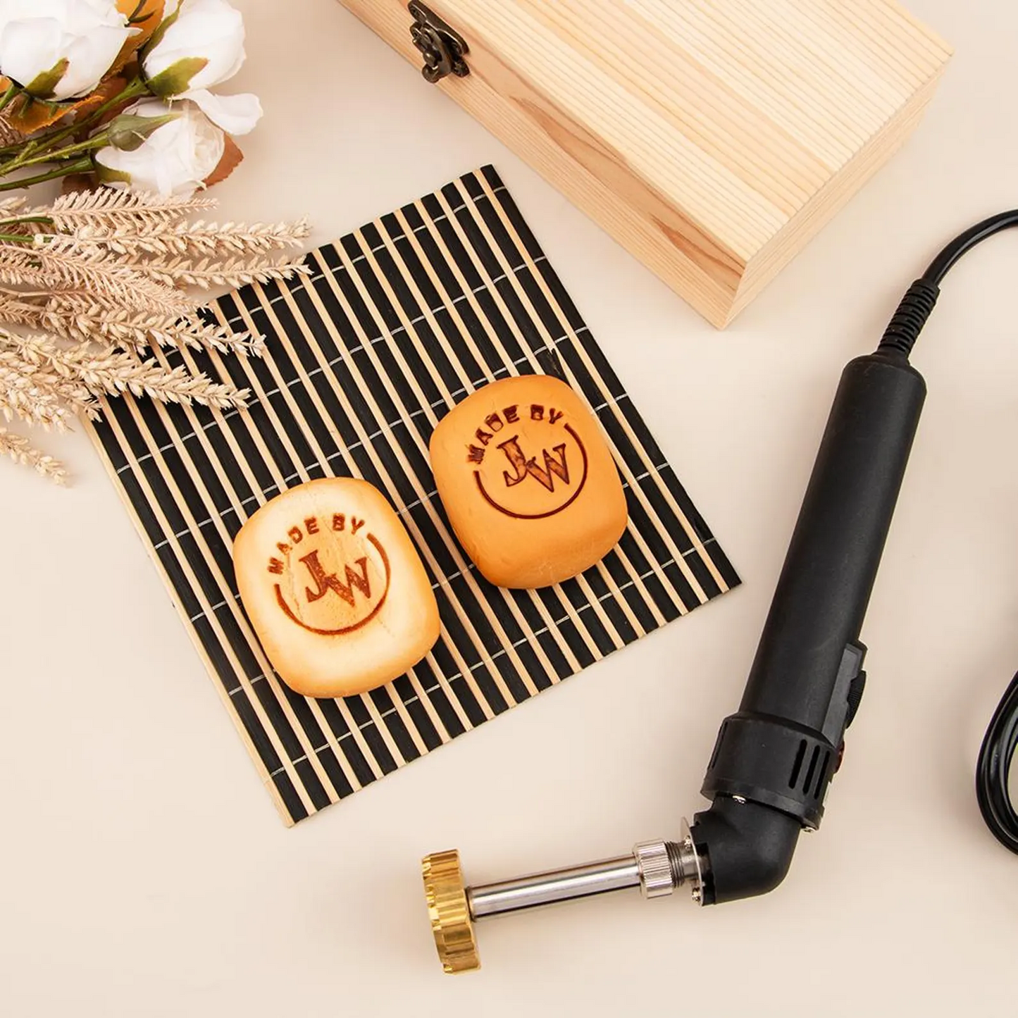 200W Custom Electric Branding Iron for Food, Temperature Controlled Burger Burning Stamp, Letter Branding Iron Personalized Stamp for Food Leather